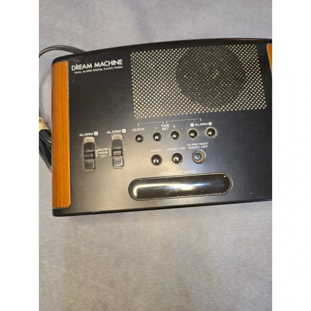 Sony Dream Machine ICF-C420 Digital Clock Radio Black Woodgrain AM/FM Dual Alarm
